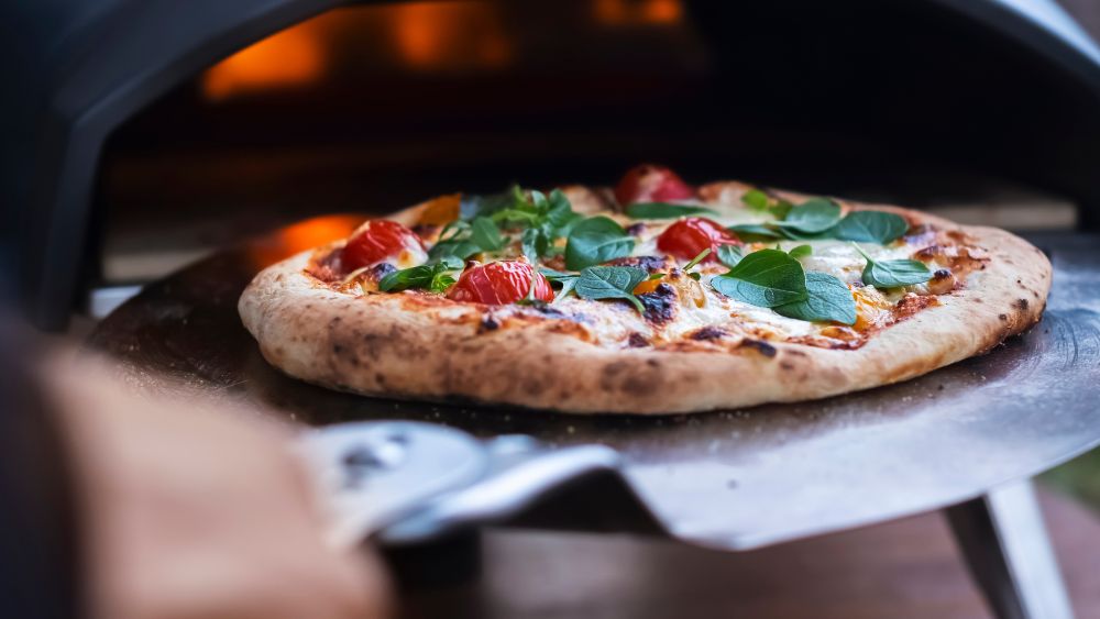 Gas fired pizza oven