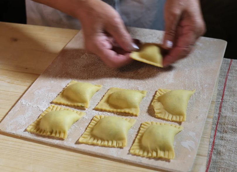 Nonna Live making pasta.